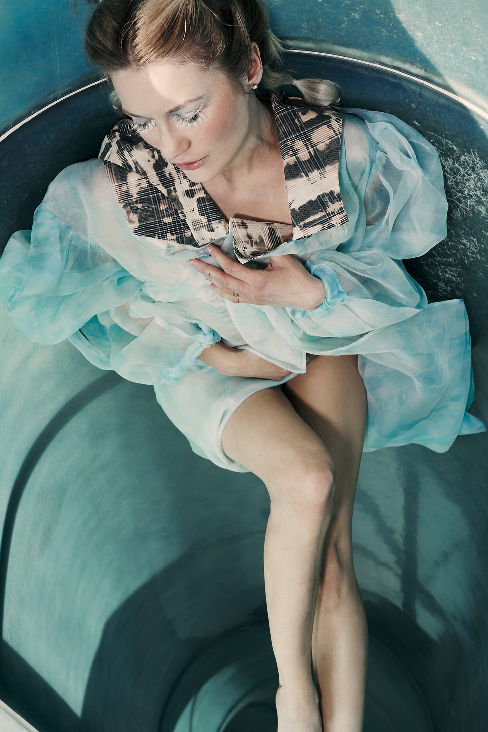 Editorial_Selection 29